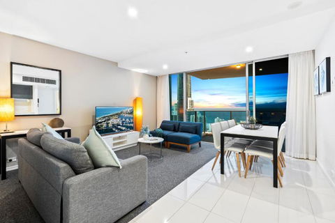 H Residences - Ocean View - Self Contained & Privately Managed Apartment - Wow Stay - Accommodation Broadbeach 2