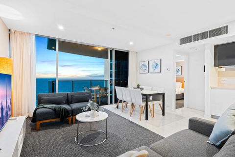 H Residences - Ocean View - Self Contained & Privately Managed Apartment - Wow Stay - Accommodation Broadbeach 3