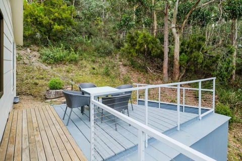 High View House - Views Over Pirates Bay - Accommodation Broadbeach 1