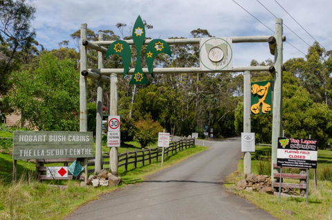 Hobart Bush Cabins - Accommodation Broadbeach 2