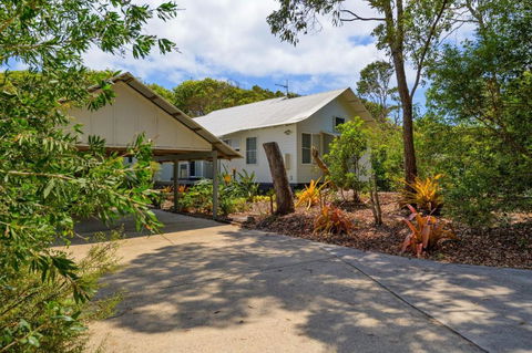 Ibis 15 - Accommodation Broadbeach 1