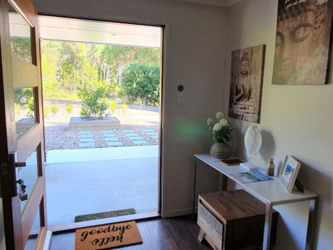 Ibis 9 House - Accommodation Broadbeach 3