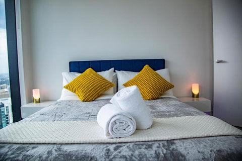 Imagine 4 Bedroom Apartment - Accommodation Broadbeach 3