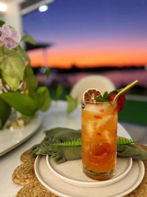 Immaculate Waterfront Residence-Masterpiece - Accommodation Broadbeach 3