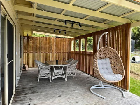 Impression Bay Lodge - Waterfront Property - Accommodation Broadbeach 1