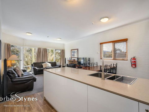 Inala 5 - Accommodation Broadbeach 2