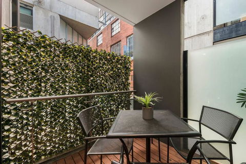 Incredible Inkerman - Accommodation Broadbeach 1