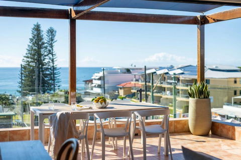 Indigo Terrace One - Oceanstays - Accommodation Broadbeach 0