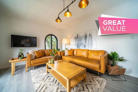 Indulge At Glenelg North - Accommodation Broadbeach 0