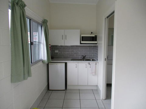 Ingham Tourist Park - Accommodation Broadbeach 2