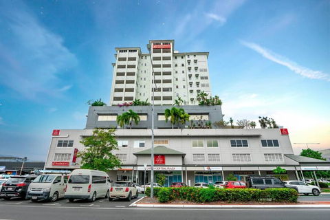 Inner City Gem - Stunning Views - Accommodation Broadbeach 0