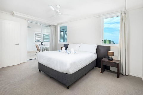Inner City Gem - Stunning Views - Accommodation Broadbeach 1