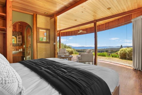 Island Cottage - Bruny Island - Accommodation Broadbeach 1