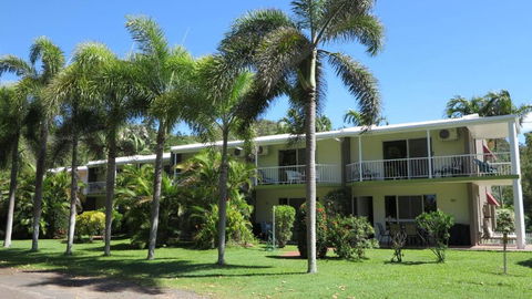 Island Magic Townhouse 1 - Accommodation Broadbeach 1