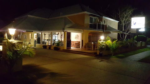 Admiral Nelson Motor Inn - Accommodation Broadbeach 0