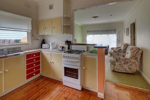 Aisling Cottage - Accommodation Broadbeach 2