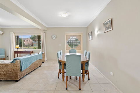 Ajax Avenue, 6 - Accommodation Broadbeach 3