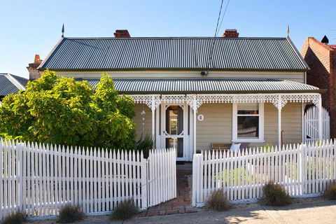 Albert Cottage - Accommodation Broadbeach 0