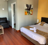 Albion Hotel - Motel Finley - Accommodation Broadbeach