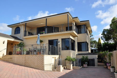Alfred Cove Short Stay - Accommodation Broadbeach 0