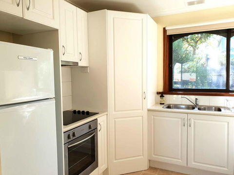 Alkira Inverloch Heights - Accommodation Broadbeach 3
