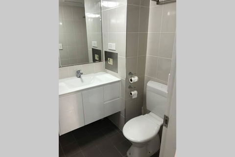 All In 500 Aud Weekly Beachfront The STRAND Studio Apartment - Accommodation Broadbeach 1