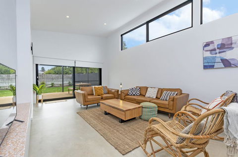 Allure On Barclay - Accommodation Broadbeach 1