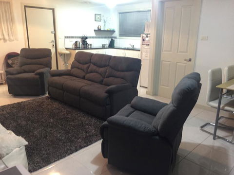 Altona Garden Retreat - Accommodation Broadbeach 2
