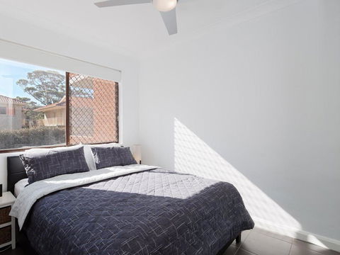 Amanda Court 2/1 Weatherly Cl - Renovated Unit With Aircon, Wifi And Close To The Beach - Accommodation Broadbeach 3