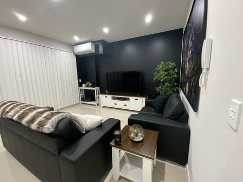 Amazing New Apartment Penrith, Prime Location - Accommodation Broadbeach 2