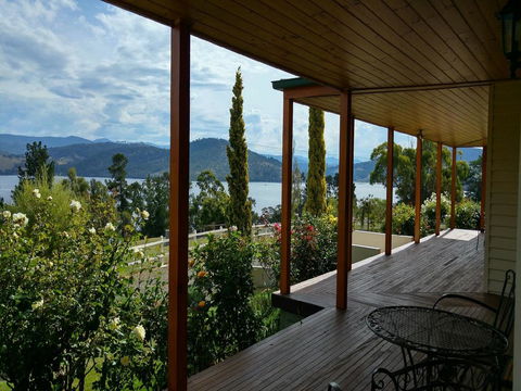 Ambience On Huon Bed & Breakfast - Accommodation Broadbeach 2