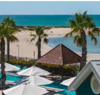 AN OCEANBEACH and POOL VIEW APARTMENT - Apt 210 SEASHELLS RESORT - Accommodation Broadbeach