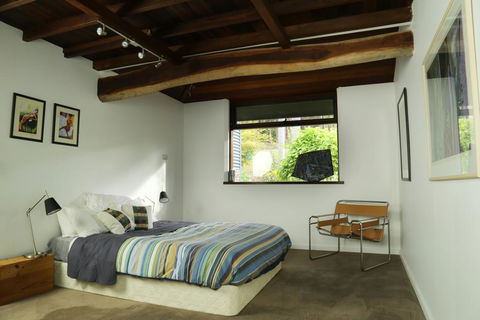 Anagama House & Studio - Accommodation Broadbeach 3