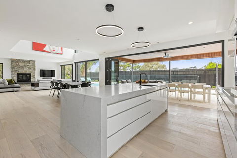 ANCHORAGE - MOUNT MARTHA - Accommodation Broadbeach 1