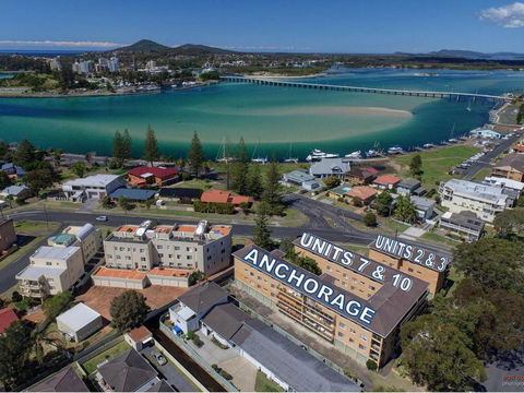 Anchorage 10 Water Views From Balcony - Accommodation Broadbeach 0