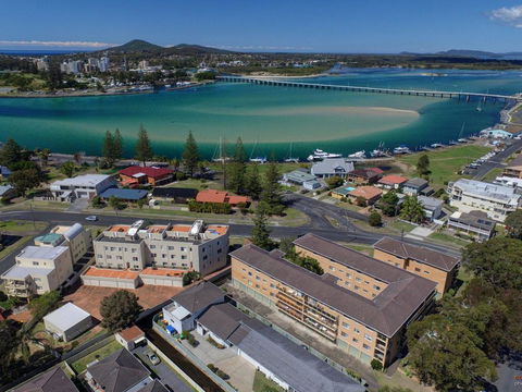 Anchorage 7 Beautifully Renovated Close To Rockpool - Accommodation Broadbeach 1