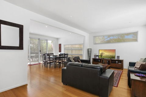 Anderson Townhouse 1-39 - Accommodation Broadbeach 2