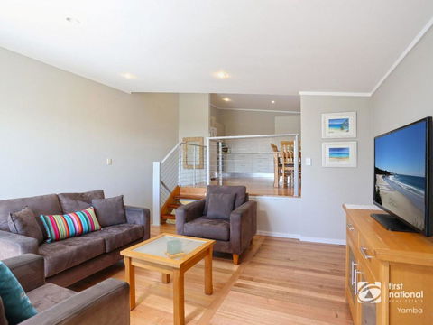 Angourie Blue 1 - Great Ocean Views - Surfing Beaches - Accommodation Broadbeach 2