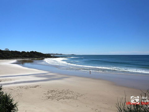 Angourie Blue 1 - Great Ocean Views - Surfing Beaches - Accommodation Broadbeach 3