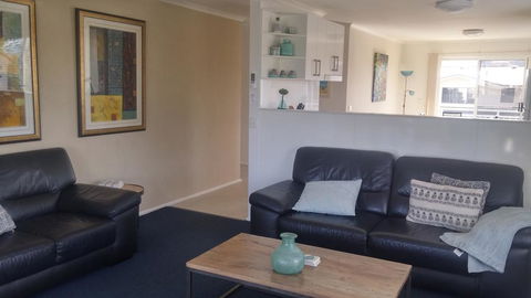 Apollo Luxury Apartments - Accommodation Broadbeach 3