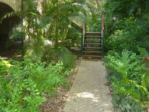 Appian Beach House - Accommodation Broadbeach 3