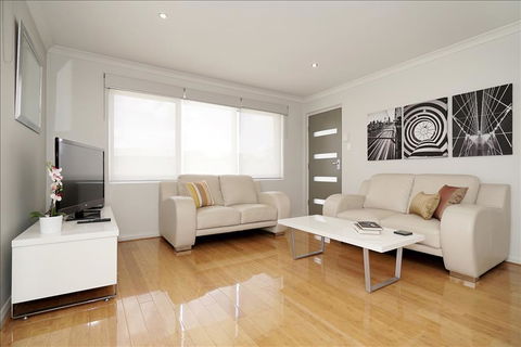 Applecross Riverside Apt - Accommodation Broadbeach 3