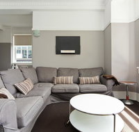 Apt - Sunny with Views - Accommodation Broadbeach