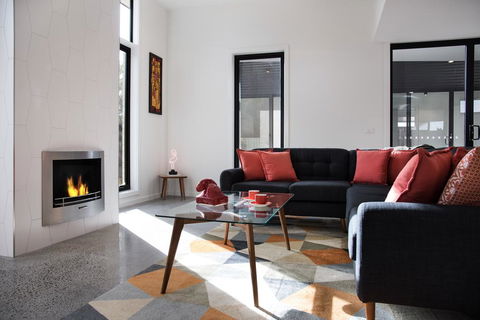 Arenas North - Accommodation Broadbeach 0