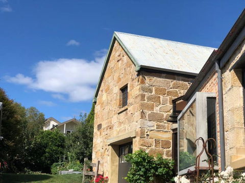 Macquarie Street Stable - Accommodation Broadbeach 0