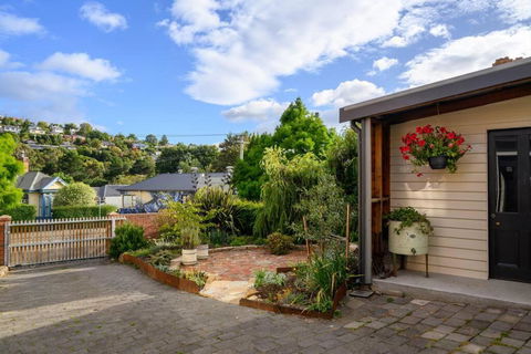 Macquarie Street Stable - Accommodation Broadbeach 3