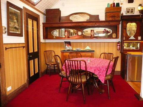 Madam Saddler - On Fraser Clunes - Accommodation Broadbeach 2