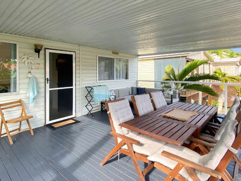 Magnetic Haven Unit 5 - Accommodation Broadbeach 0