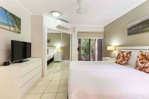 Mai At Coral Horizons: A Relaxed Beach Retreat - Accommodation Broadbeach 3
