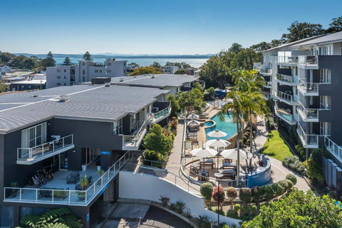 Mantra Nelson Bay - Accommodation Broadbeach 1